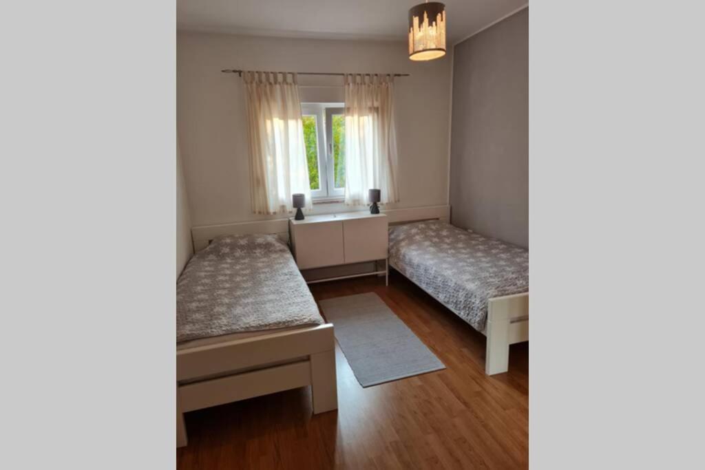 Apartment Zorika Near The Beach Pula Buitenkant foto